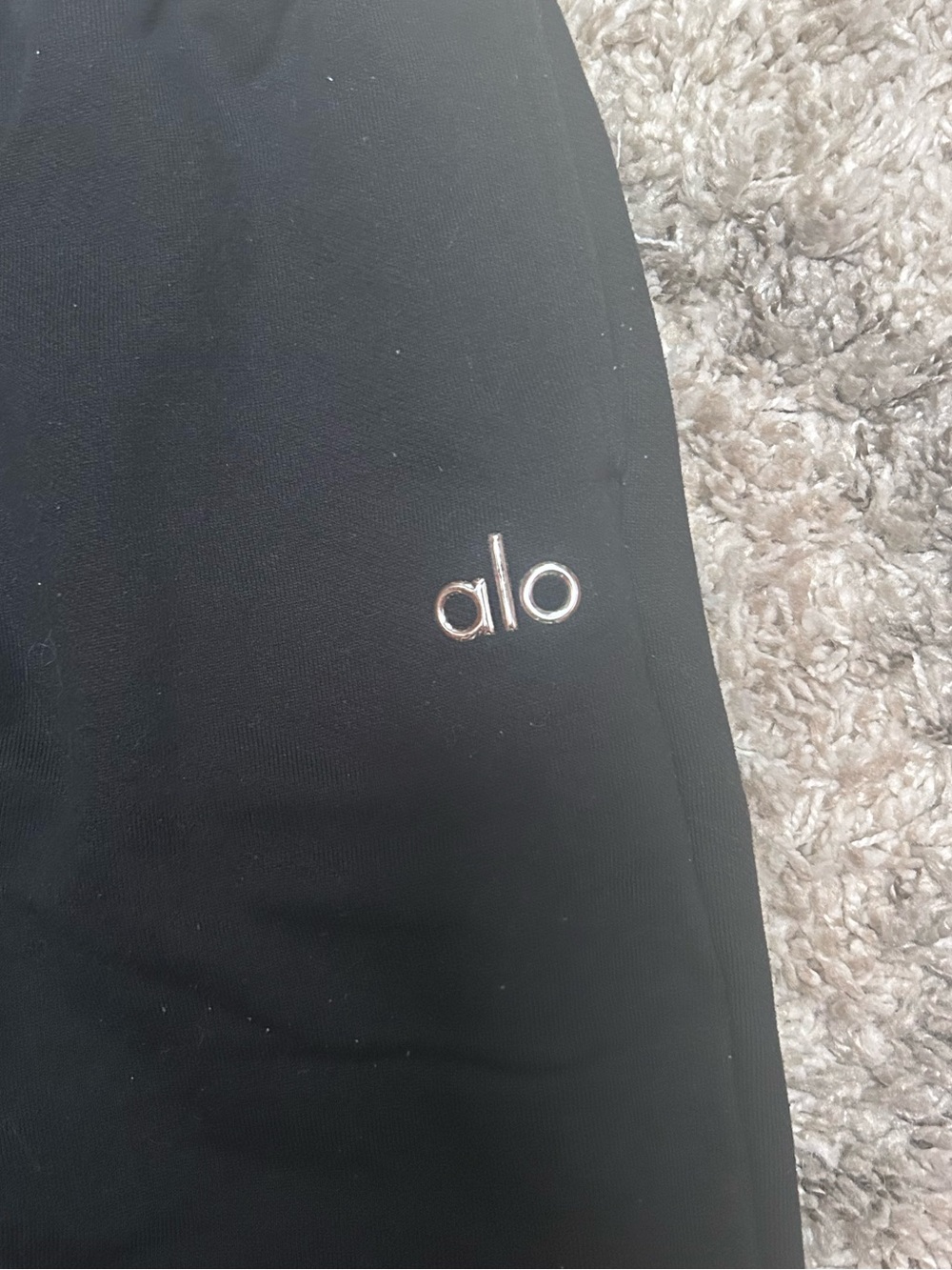 Alo Accolade Black Straight Leg Sweatpants - Picture 2 of 7